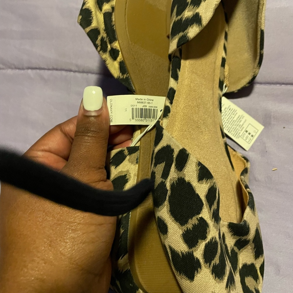 Leopard flats